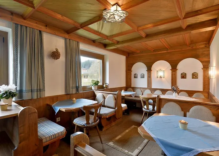 Und Helene Koller Apartman *