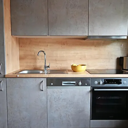 Und Helene Koller 公寓