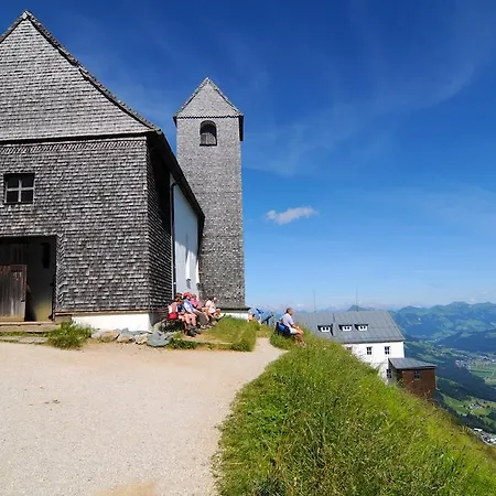 Und Helene Koller * 瑟尔